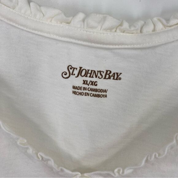St. John’s Bay Women’s V Neck Short Sleeve Basic White Teeshirt XL - Picture 2 of 3